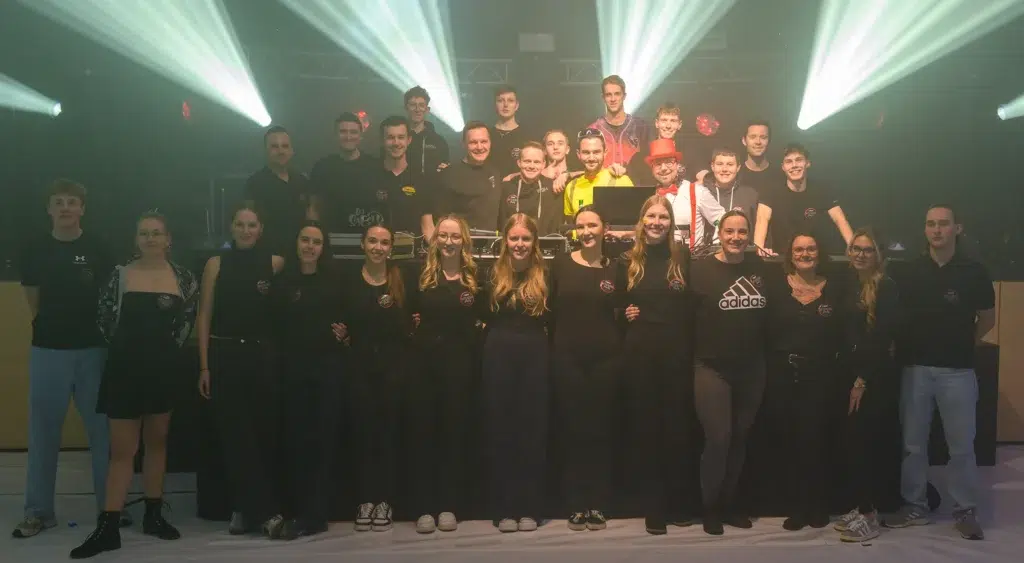 Gruppenfoto bei der Afterzugparty in Boppard